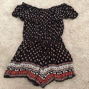 Pattern strapless romper